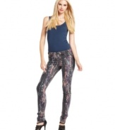 Else Jeans' skinnies go bold with a bold splatter-paint print that's both vintage cool and totally hot right now!