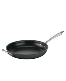 An unbeatable combo in the kitchen with an incredibly durable hard-anodized construction and a dishwasher-safe finish that lets you cook up, clean up and enjoy your meal! Nonstick for superior food release, this skillet introduces a healthier way of cooking and a convenience that transforms the way your kitchen works.