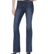 In a shorter inseam, these Else petite bootcut jeans are perfect as your spring denim staple!