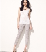 An allover floral print adds a fashion-forward flair to these Else skinny jeans -- a stylish spin on a staple!